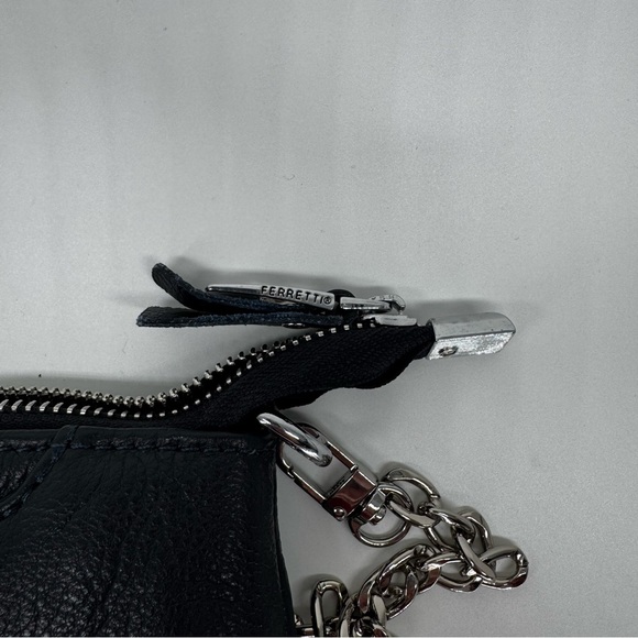 Giorgio Ferretti Black Leather Crossbody Bag Silver Chain Strap Pebbled Finish - Picture 4 of 8